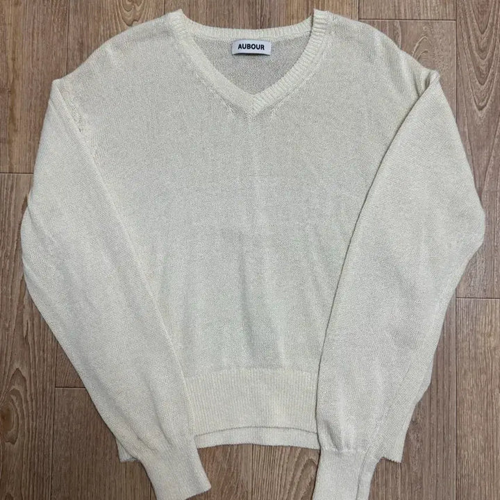 [BUNJANG] AUBEWUR Hour Paper V-Neck Knit Ivory (Scarf Set) / [OS] 아우브아워 페이퍼 브이넥 니트 아이보리(스카프 세트)