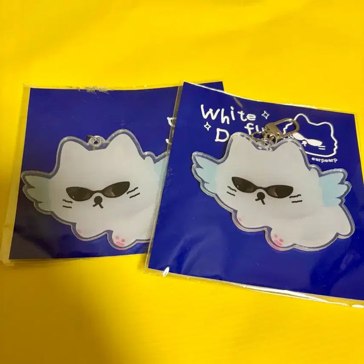 [BUNJANG] Appuffo Cat Sunglasses Acrylic Keychain Set of 2 (Sealed) / 어프어프 선글라스 고양이 아크릴 키링 2개 미개봉