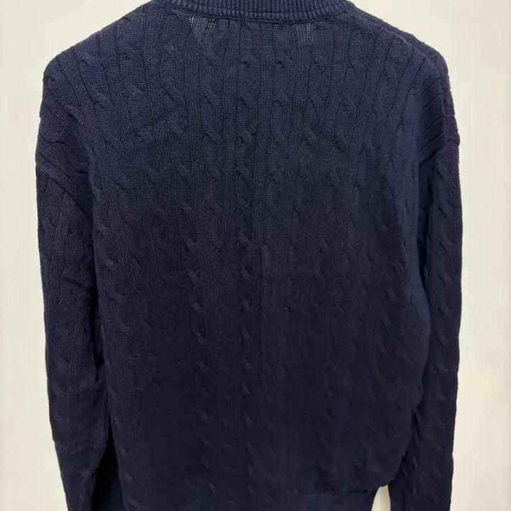 [BUNJANG] Brown Yak Cable V-Neck Knit Navy / [4]브라운야드 케이블 브이넥 니트 네이비