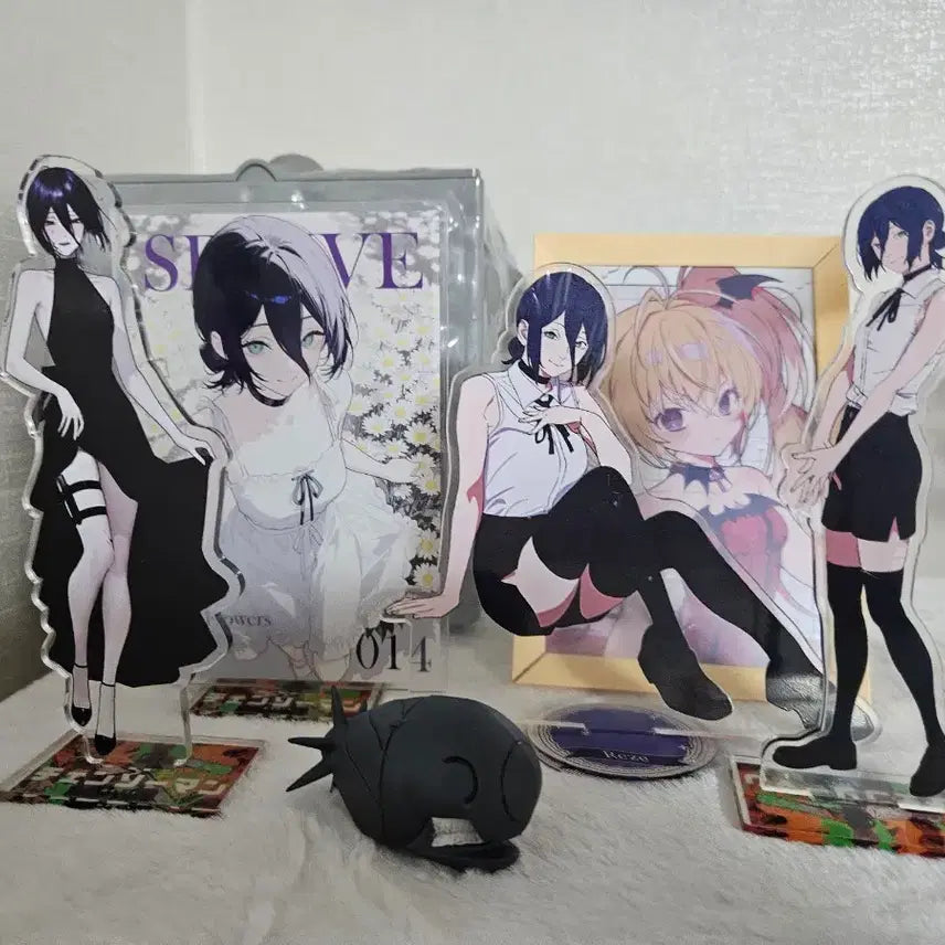 [BUNJANG] Chainsaw Man - Makima &amp; Reze Acrylic Stand + Keychain Set / 체인소맨 레제 아크릴스탠드+키링 세트 일괄판매(덤)
