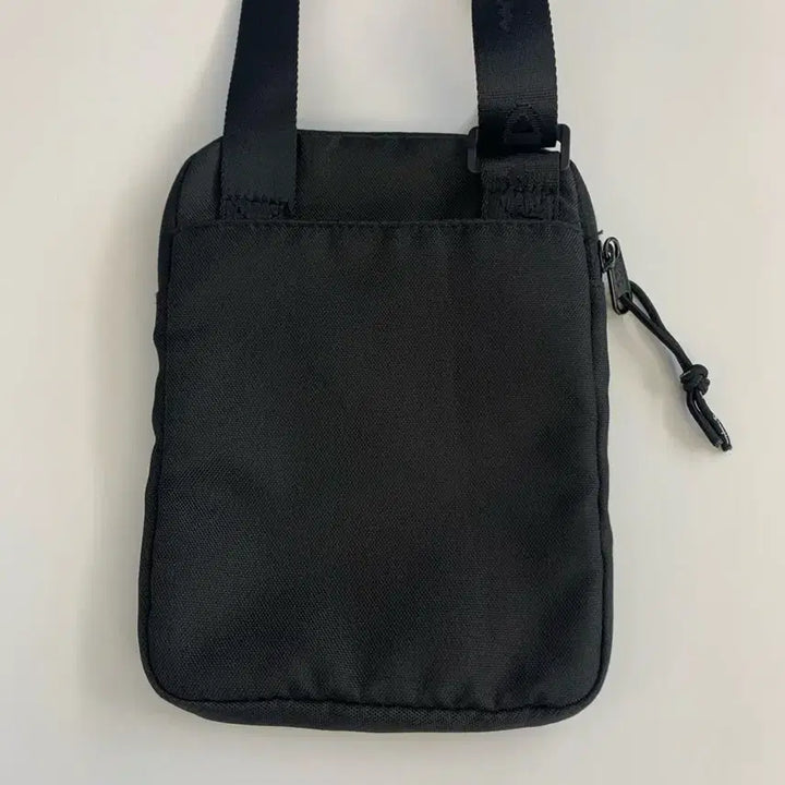 [BUNJANG] Champion Black Mini Crossbody Bag / 챔피온 블랙 미니 크로스백