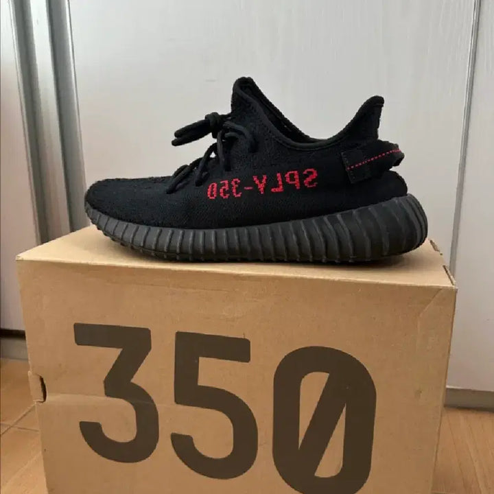 [BUNJANG] Adidas Yeezy Boost 350 V2 Bred (2020) / [270]이지부스트 350 V2 브레드 2020