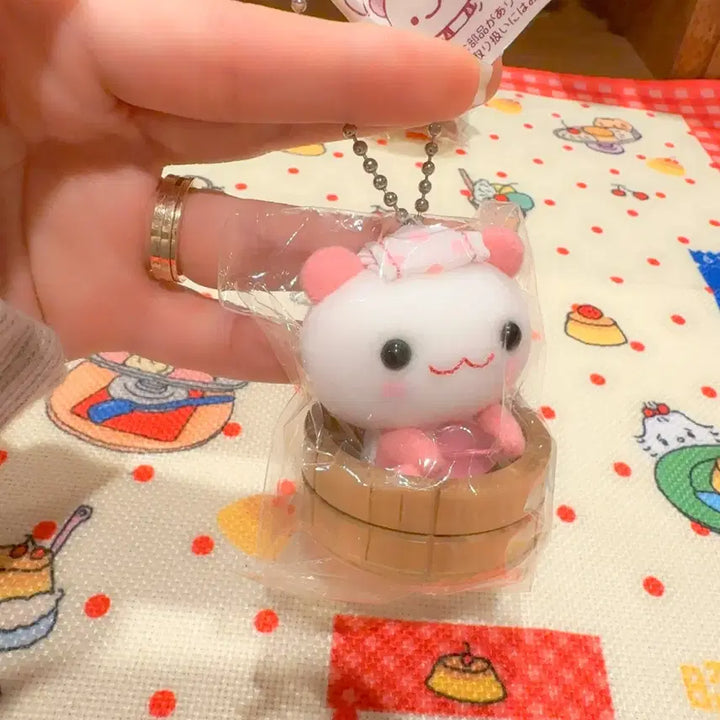 [BUNJANG] San-X Momo Panda Onsen Doll Keychain / 고전 산엑스 모모판다 온천 인형 키링
