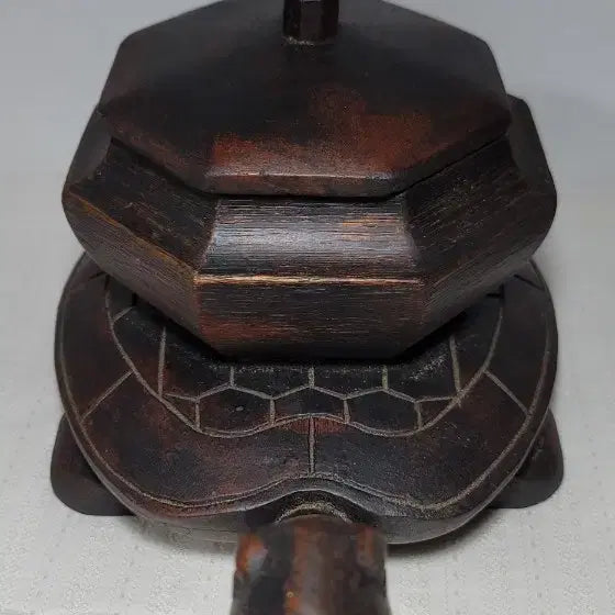 [BUNJANG] Antique Tortoise Octagonal Wooden Box / 거북이팔각합