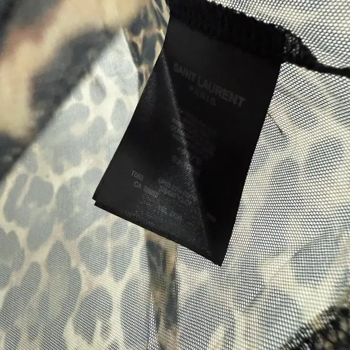 [BUNJANG] Leopard Print See-Through Long Sleeve Top / 레오파드 시스루 망사 긴팔티 66까디