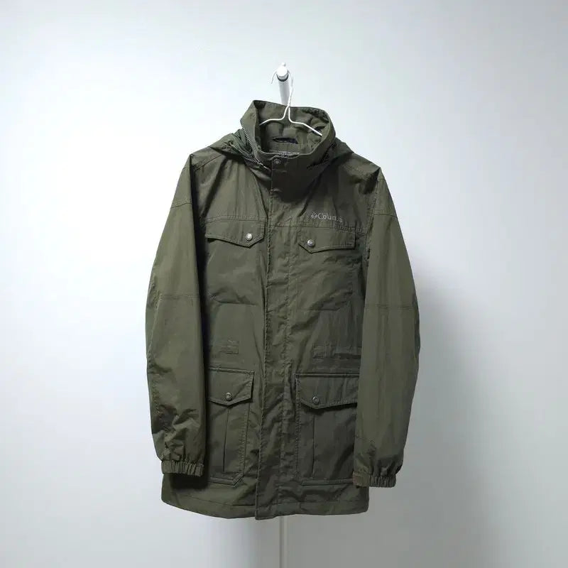 [BUNJANG] Columbia Omni-Wind Khaki Windbreaker M / 컬럼비아 옴니윈드 카키색 바람막이 M