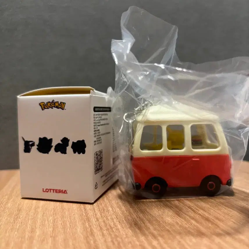 [BUNJANG] Lotte x Pokemon Camping Car Keychain Pikachu (Sealed) / 롯데리아 포켓몬 캠핑카 키링 피카츄 미개봉