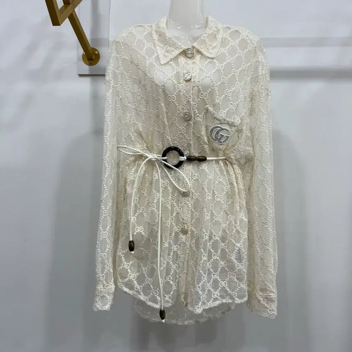 [BUNJANG] Ivory Lace Embroidered Blouse / 레이스 자수 블라우스 아이보리  벨트미포함44반~ 66반 77까지