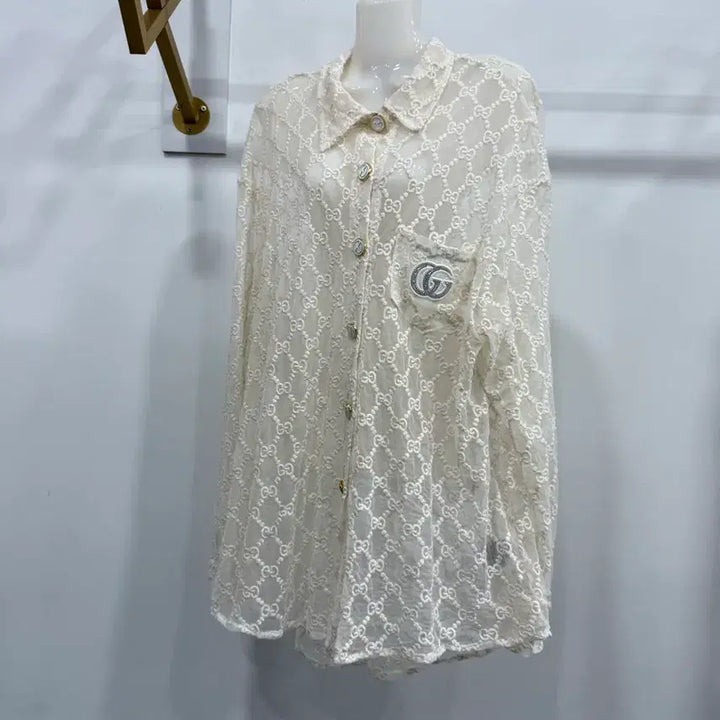 [BUNJANG] Ivory Lace Embroidered Blouse / 레이스 자수 블라우스 아이보리  벨트미포함44반~ 66반 77까지