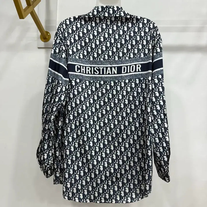 [BUNJANG] Obligue Pattern Blouse Shirt / 시원한 오블리크 패턴 블라우스 남방 77까지
