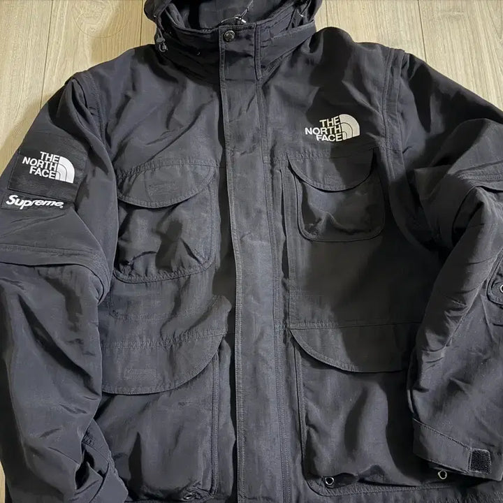 [BUNJANG] Supreme x The North Face Convertible Jacket L / 슈프림 x 노스페이스 컨버터블 자켓 L