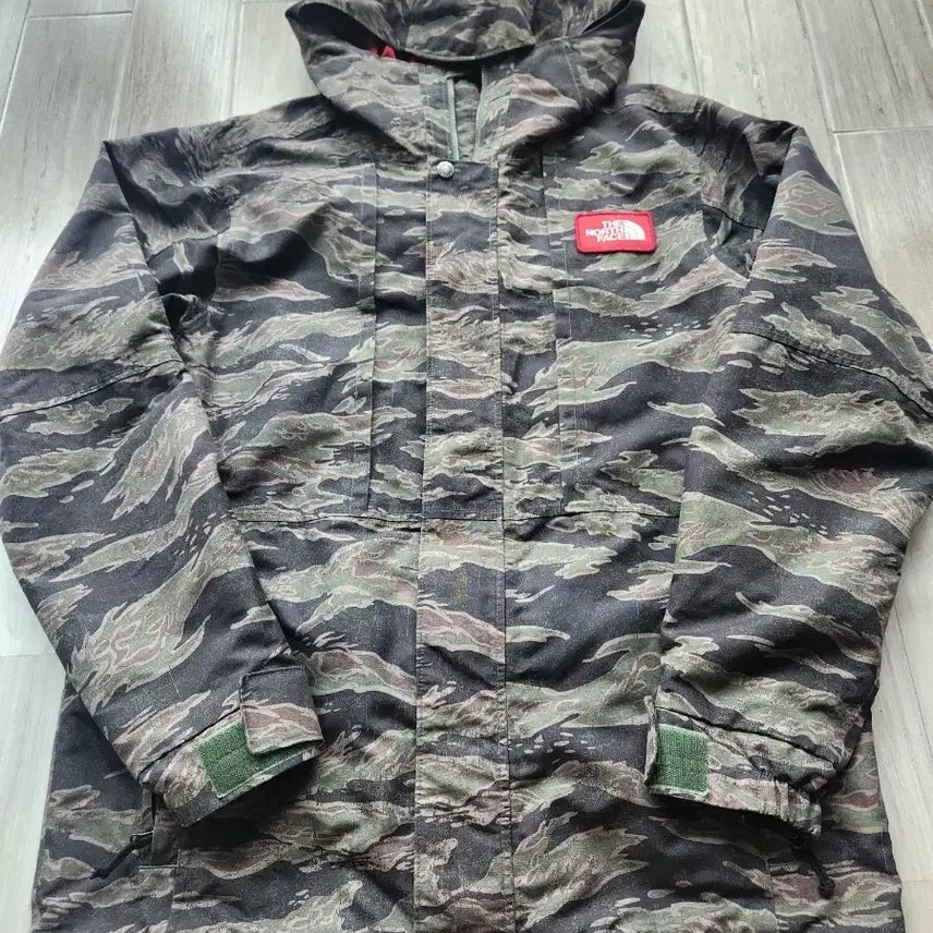 [BUNJANG] The North Face Tiger Camo High Vent Windbreaker - Size M / 노스페이스 타이거카모 하이벤트 윈드브레이커 M