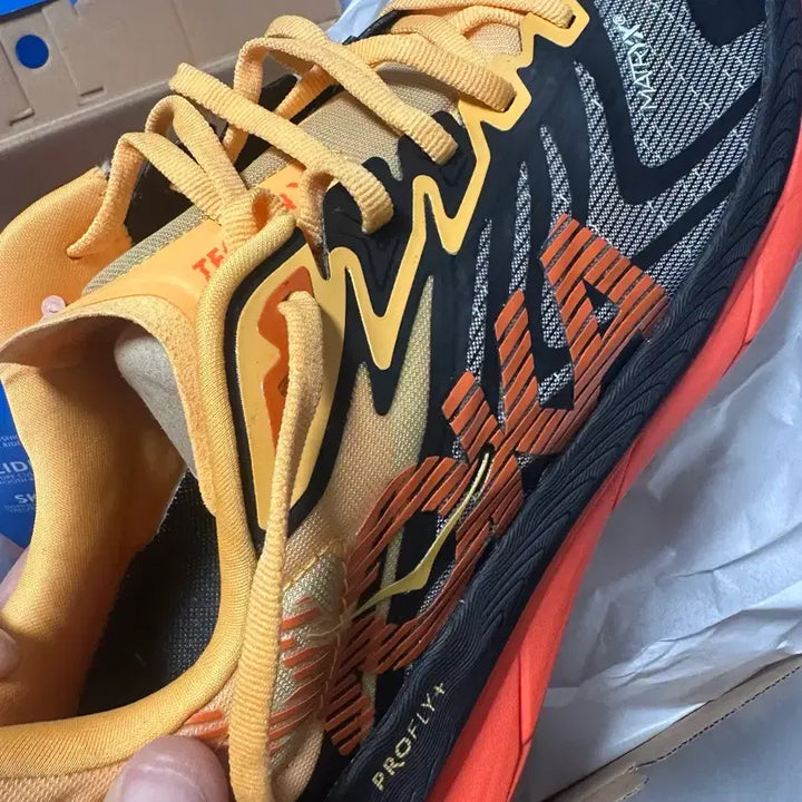 [BUNJANG] Hoka Tecton X 2 Trail Running Shoes 280mm / 호카 텍톤 X 2 트레일러닝화 러닝화 280mm