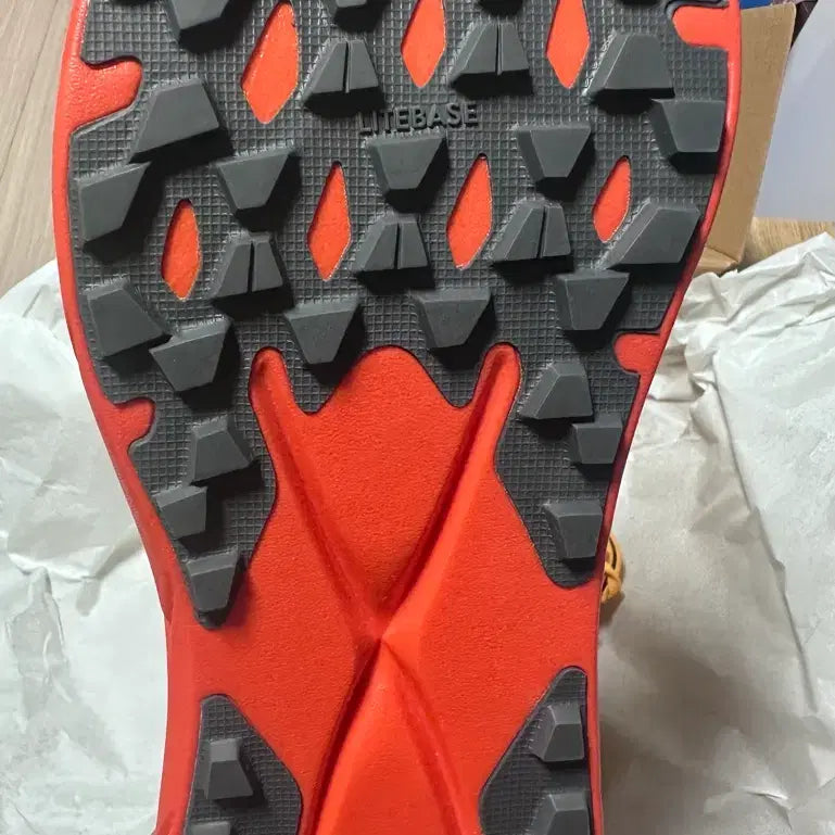 [BUNJANG] Hoka Tecton X 2 Trail Running Shoes 280mm / 호카 텍톤 X 2 트레일러닝화 러닝화 280mm