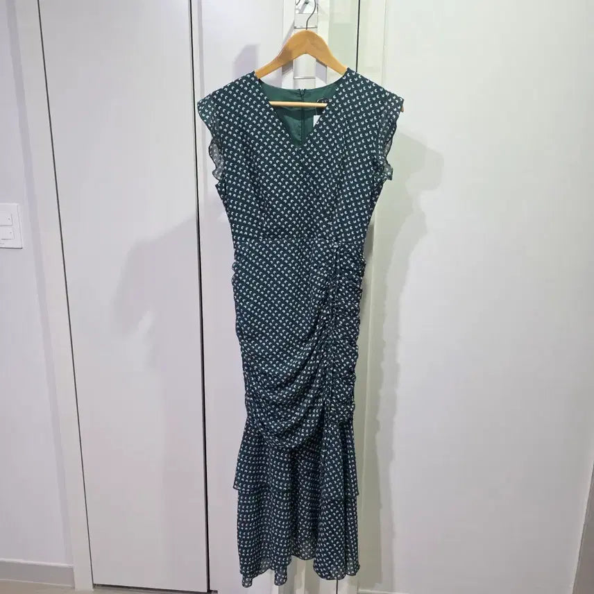 [BUNJANG] Pattern Shirring Long Dress Green / 패턴 셔링 롱 원피스 그린