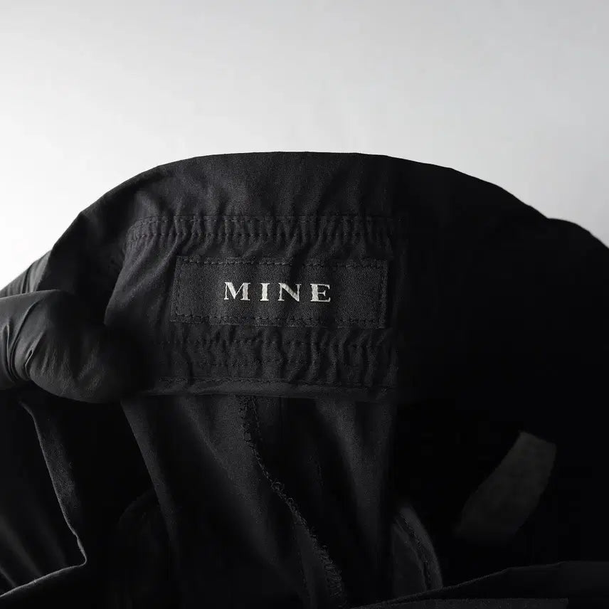 [BUNJANG] Mine 23SS Pintuck Wide Nylon Cotton Trousers / 마인 23SS 핀턱 와이드 나일론 코튼 트라우저 팬츠 슬랙스