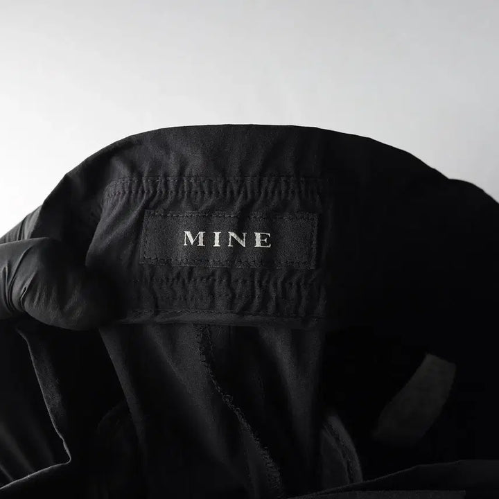 [BUNJANG] Mine 23SS Pintuck Wide Nylon Cotton Trousers / 마인 23SS 핀턱 와이드 나일론 코튼 트라우저 팬츠 슬랙스