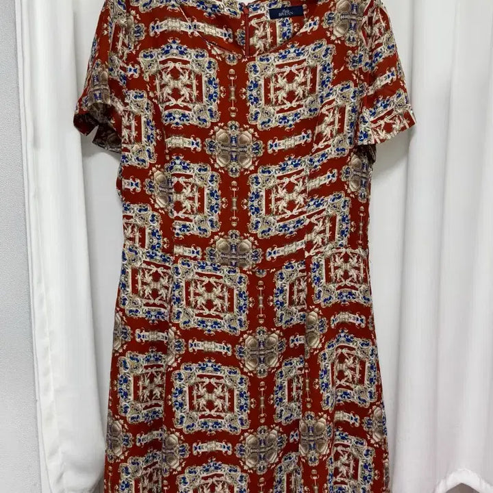[BUNJANG] Ladybren Brick Pattern Short Sleeve Mini Dress / 레이디브렌 브릭 패턴 원피스