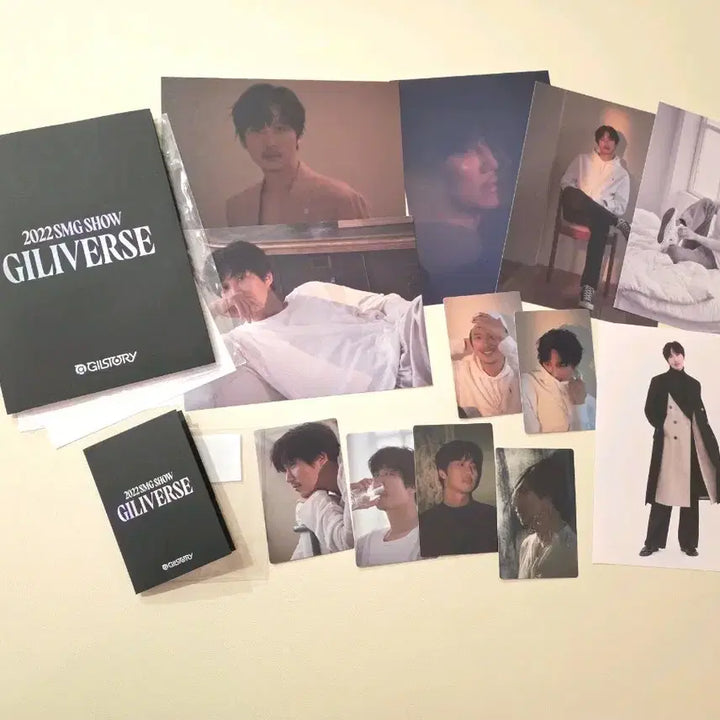 [BUNJANG] Gilstory Giliverse 2022 Postcard &amp; Photocard Bundle Set / Gilstory 2022 Giliverse 엽서, 포카 일괄
