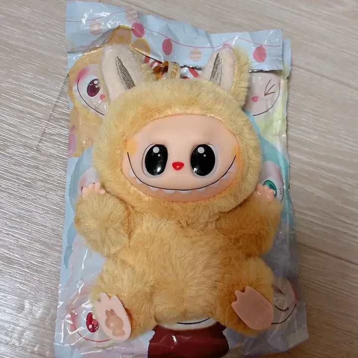 [BUNJANG] LapuPu LaBuBu Plush Keychain / 라푸푸 라부부 인형 키링