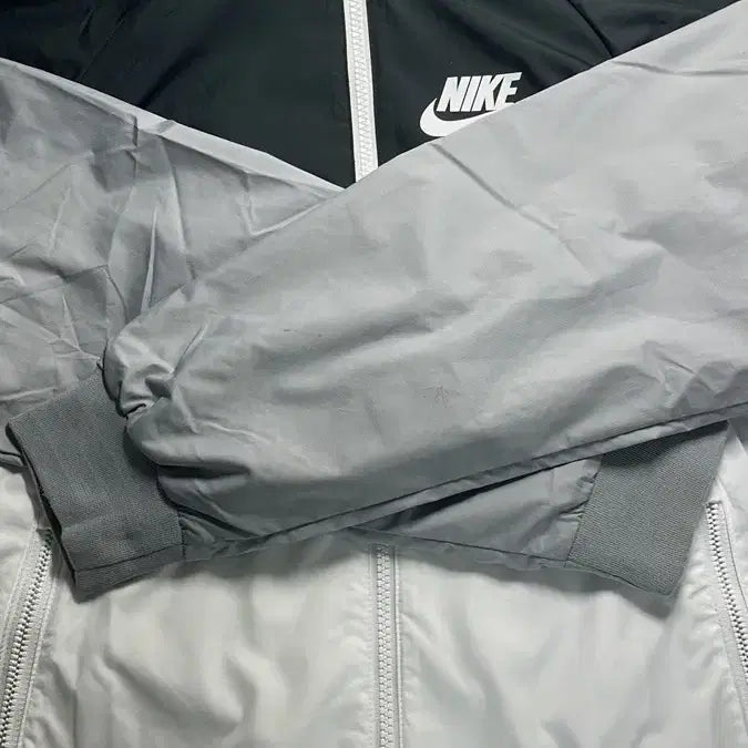 [BUNJANG] Nike NSW Windrunner Jacket / 나이키 NSW 윈드러너 바람막이