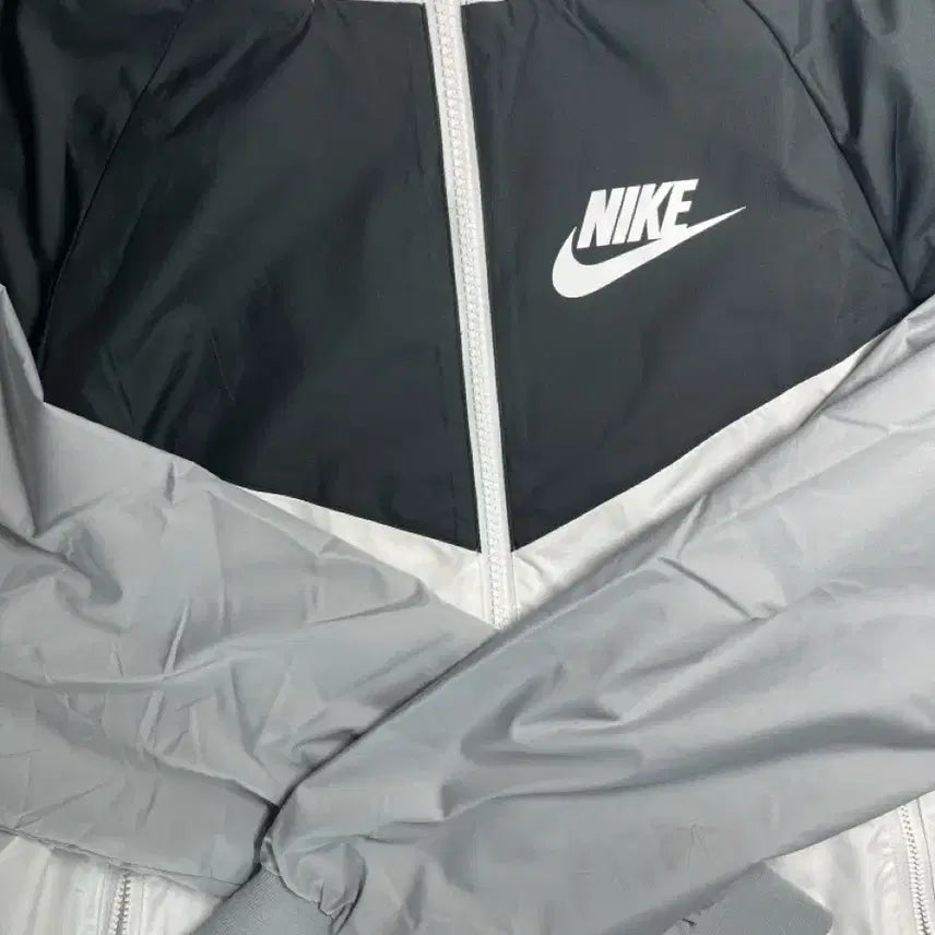 [BUNJANG] Nike NSW Windrunner Jacket / 나이키 NSW 윈드러너 바람막이