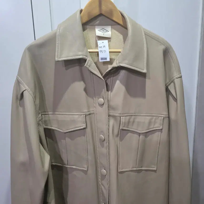 [BUNJANG] Ivory Color Pocket Leather Shirt Jacket / 아이보리 컬러 포켓 레더 셔츠 자켓