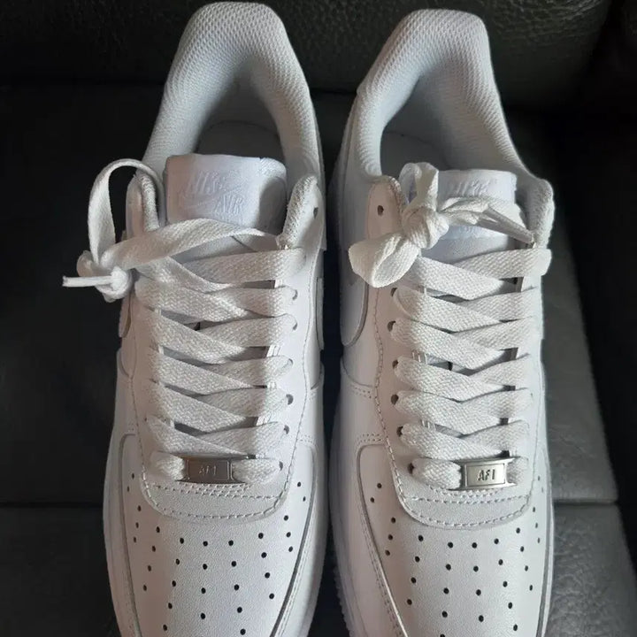 [BUNJANG] Nike Air Force 1 All White Sneakers / 나이키 에어포스1 올백 새상품 사이즈 245,265 사이즈 있어요