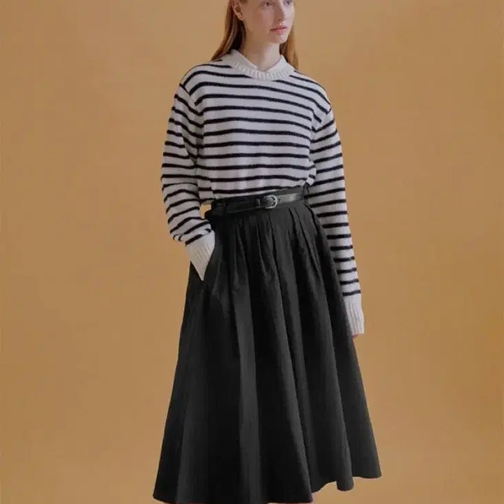 [BUNJANG] AND YOU Black Pleated Long Skirt / [앤유] AND YOU 블랙 플리츠 롱 스커트 (29cm/더블유컨셉)