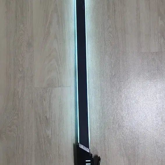 [BUNJANG] Star Wars The Mandalorian Darksaber Force FX Elite Lightsaber / 스타워즈 다크세이버 만달로리안 광선검 라이트세이버