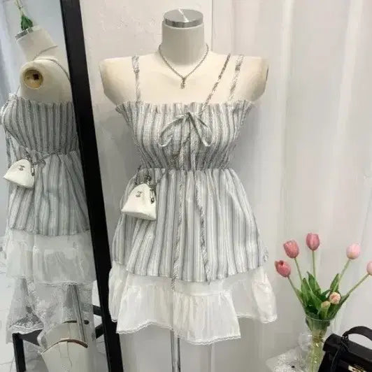[BUNJANG] Lace Layered Stripe Ribbon Camisole / 레이스 레이어드 스트라이프 리본 나시