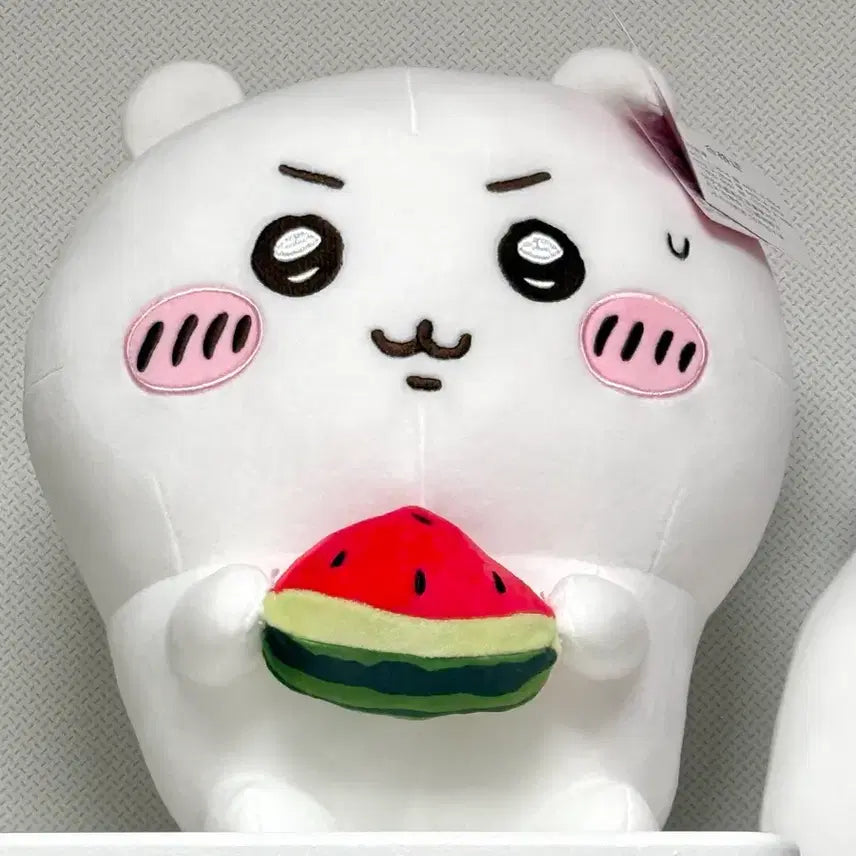 [BUNJANG] Chiikawa Watermelon Plush / 치이카와 먼작귀 수박 인형