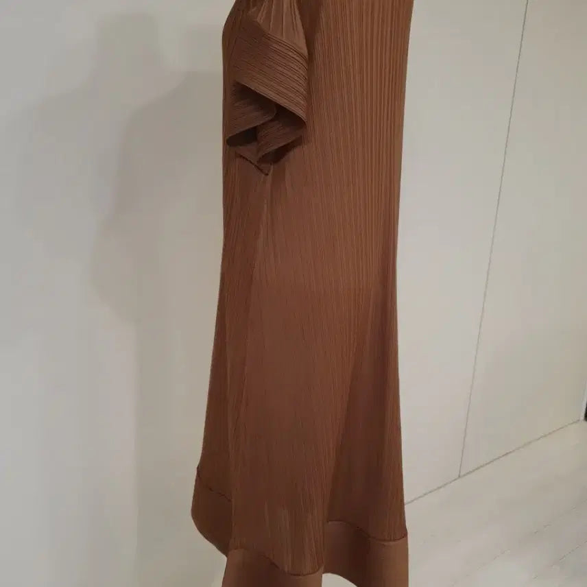 [BUNJANG] Brown Pleated Long Dress / 브라운 플리츠 롱 원피스