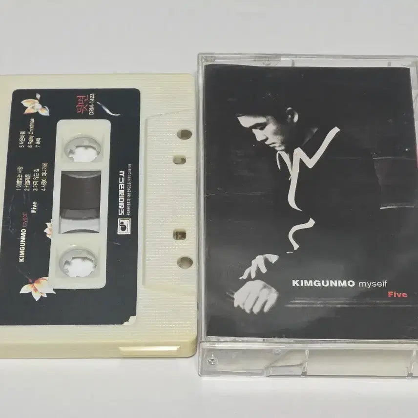 [BUNJANG] Kim Gun Mo 5th Album Myself Cassette Tape / 김건모 5집 Myself (사랑이 떠나가네 수록) 카세트테이프 판매합니다