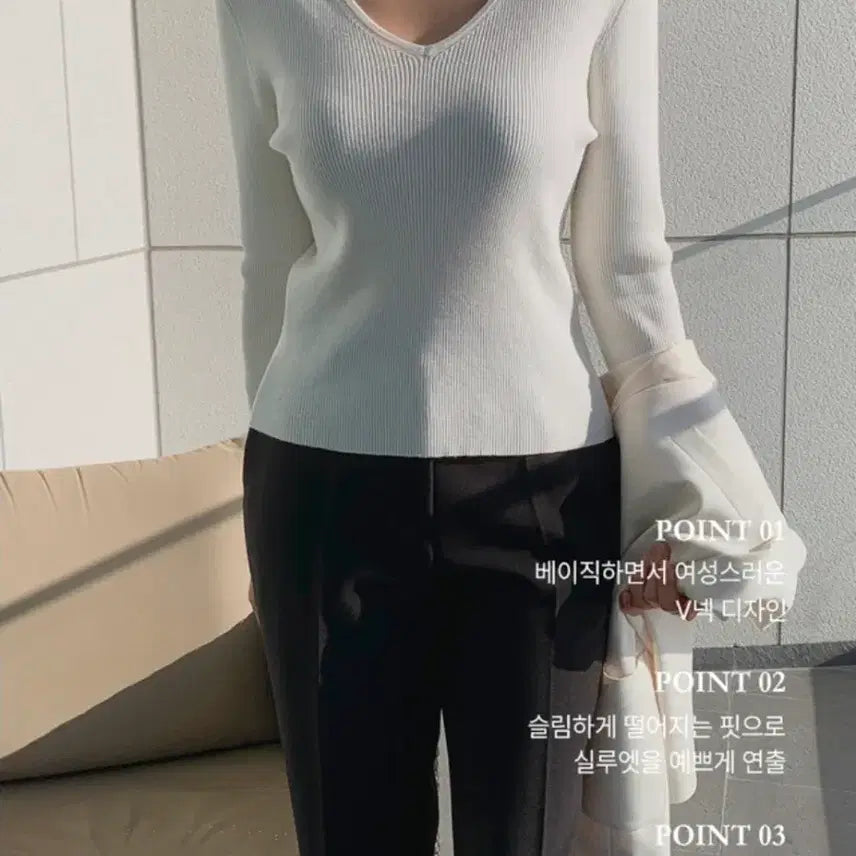 [BUNJANG] The J.Soo V-Neck Knit Black New / [the J.Soo] 베이스 V넥 니트 블랙 새상품