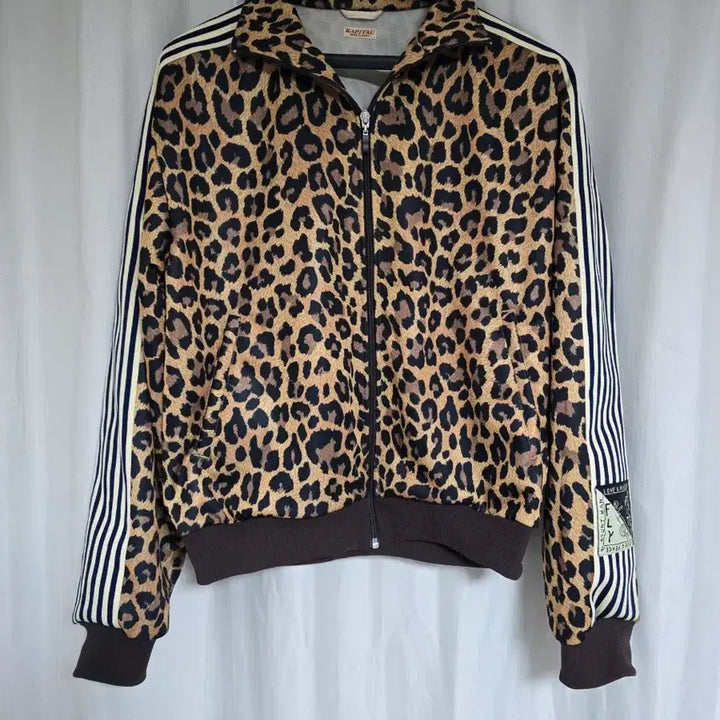 [BUNJANG] Kapital Smooth Jersey Leopard Print Stuntman &amp; Woman Track Jacket / 캐피탈 스무스 저지 레오파드 프린트 스 턴트맨 앤 우먼 트랙 자켓