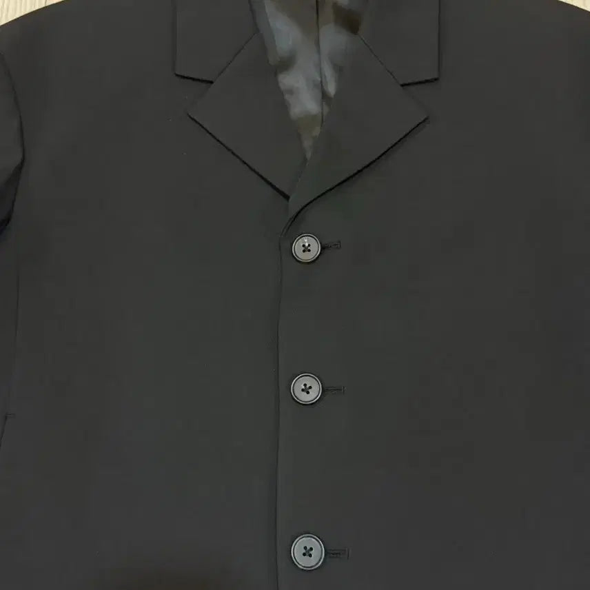 [SOLD OUT] 무신사스탠다드 오버핏 크롭 블레이저 블랙L 상태a