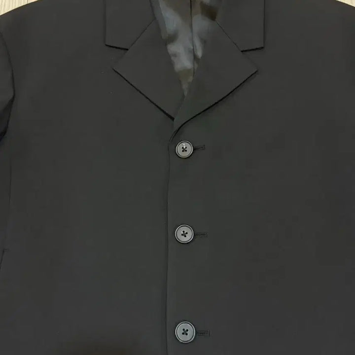 [SOLD OUT] 무신사스탠다드 오버핏 크롭 블레이저 블랙L 상태a