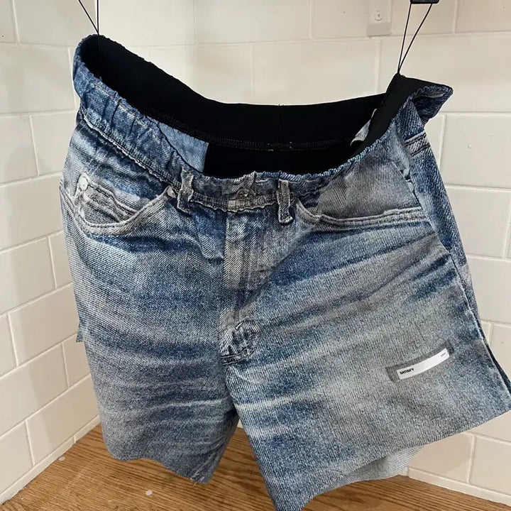 [BUNJANG] Satisfy Digital Denim Shorts / satisfy 새티스파이 디지털 데님 쇼츠
