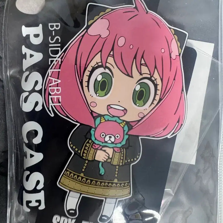 [BUNJANG] SPY x FAMILY Anya Forger Cardholder (Sealed) / 아냐포저 카드지갑 팝니다 (미개봉)
