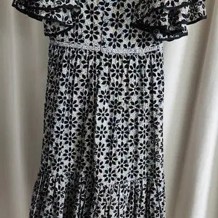 [BUNJANG] Jill Stuart Black Punching Eyelet Dress S / 질스튜어트 블랙 펀칭 아일렛 원피스 / S