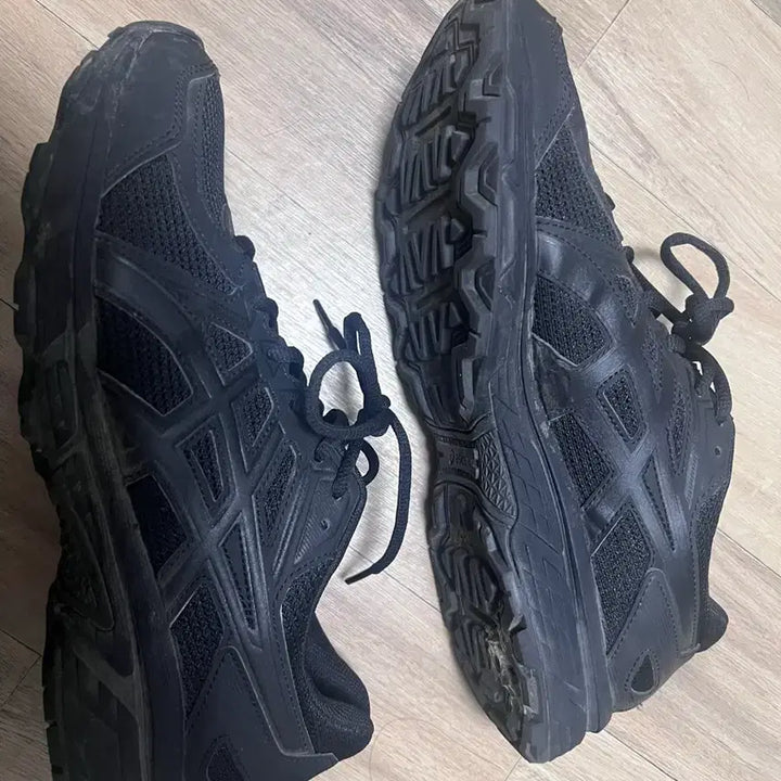 [BUNJANG] Asics Jog 100t Black 275 / 아식스 조그 100t 275
