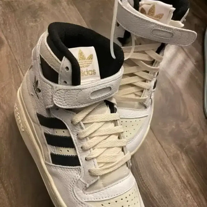 [BUNJANG] Adidas Forum 84 High White Black Shoes US 4 / 220 아디다스 포럼84 하이 화이트 블랙 신발 운동화 us4