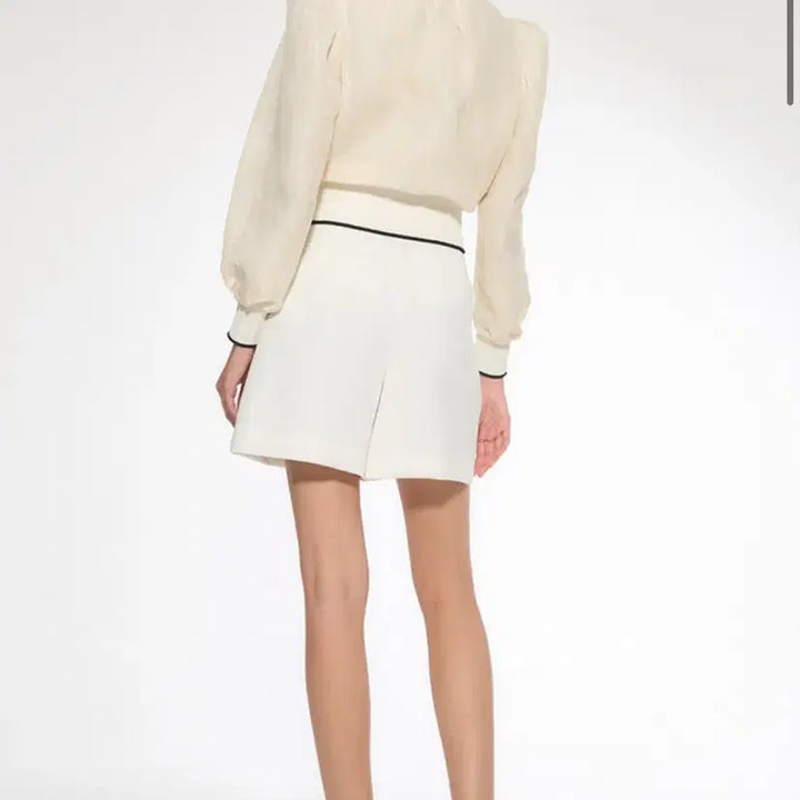 [BUNJANG] OBZEE Glossy Puff Blouse Cardigan Gold Jacquard Sheer / 23년 한섬 오브제 OBZEE 글로시 퍼프 블라우스 가디건 골드자카드쉬어