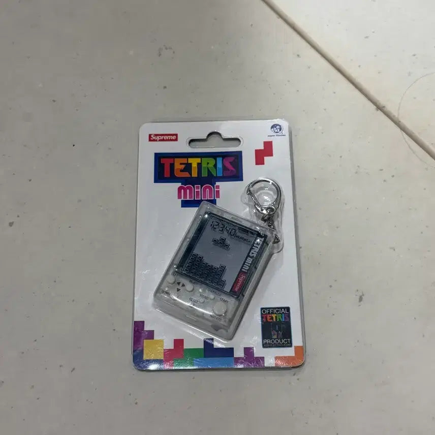 [BUNJANG] Supreme x Tetris Mini Clear Keychain 24SS / 슈프림 x 테트리스 미니 클리어 - 24SS (국내 정식 발매 제품)