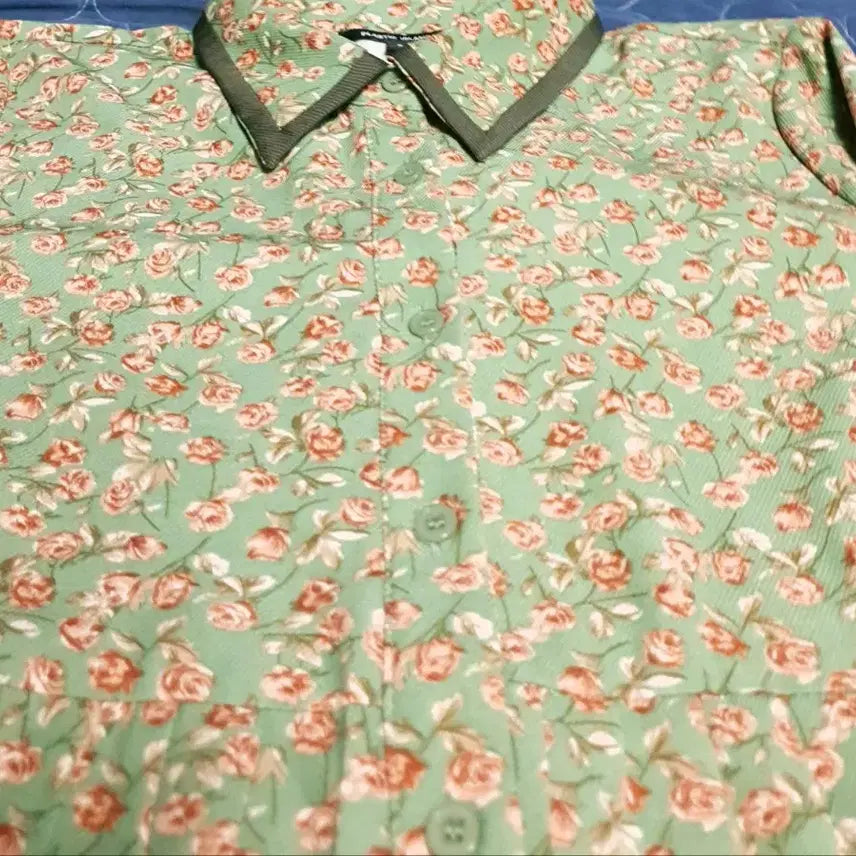 [BUNJANG] Plastic Island SS Flower Button Pleats Collar Dress Mint (M) / 플라스틱아일랜드 SS시즌 플라워 버튼 플리츠 카라 원피스 민트 (M)