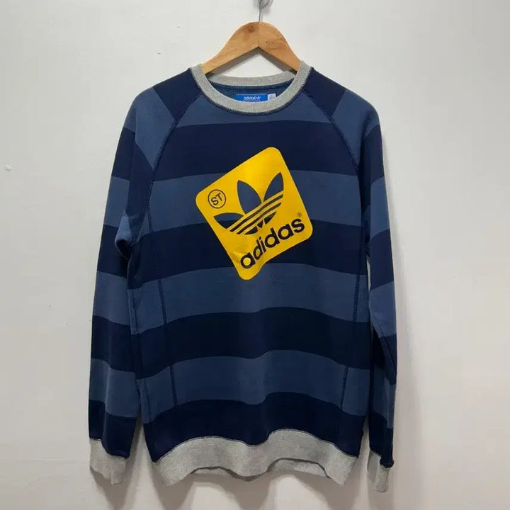 [BUNJANG] Adidas Striped Sweatshirt L / 아디다스 스트라이프 맨투맨 티셔츠 L