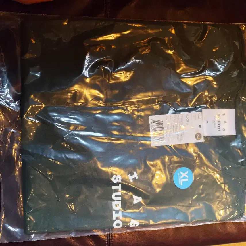 [BUNJANG] IAB Studio Deep Green T-Shirt / 미개봉 새제품 아이앱 스튜디오 딥그린 반팔티 10만원 팝니다 보라매역직