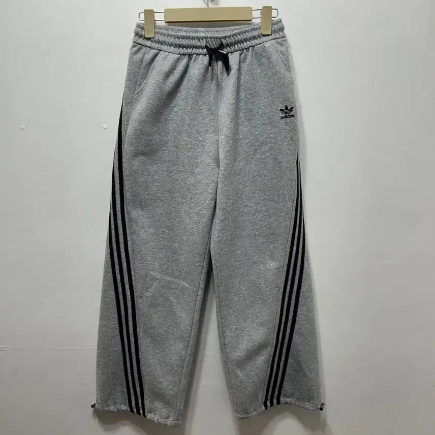 [BUNJANG] Adidas Three-Stripes Wide Training Pants / 아디다스 삼선 트레이닝 와이드  바지  F