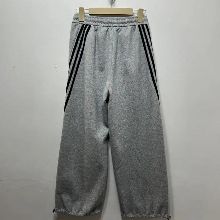 [BUNJANG] Adidas Three-Stripes Wide Training Pants / 아디다스 삼선 트레이닝 와이드  바지  F
